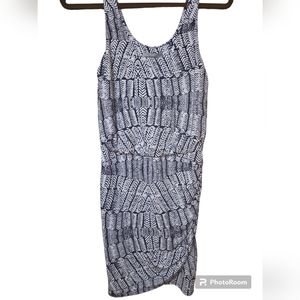 Tart xs sleeveless bodycon dress